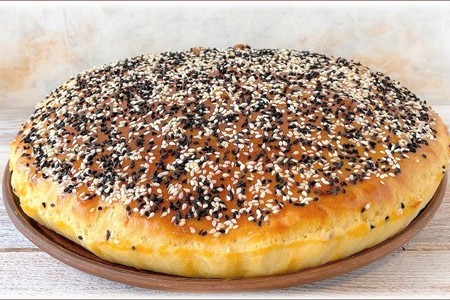 Фото к рецепту: Алжирский воздушный хлеб без замеса