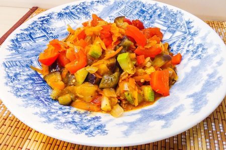 Фото к рецепту: Рататуй-рагу из овощей #постныйстол