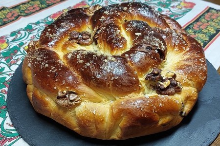 Фото к рецепту: Болгарский пасхальный пирог - козунак