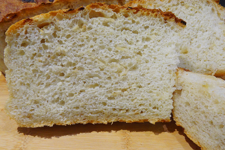 Фото к рецепту: Луковый хлеб без замеса