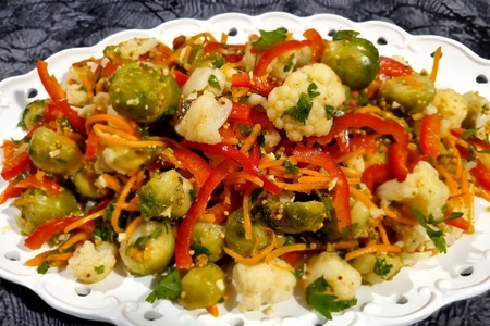 Фото к рецепту: Салат овощной