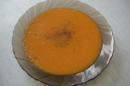 Фото к рецепту: Суп-пюре из красной чечевицы