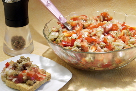 Фото к рецепту: Салат „сырая икра из баклажан“