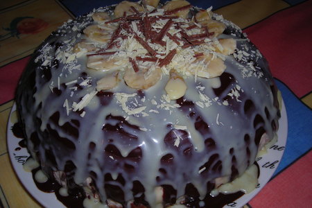 Фото к рецепту: Торт "шоколадно - банановый купол"