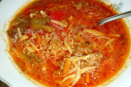 Острый суп с домашней лапшой