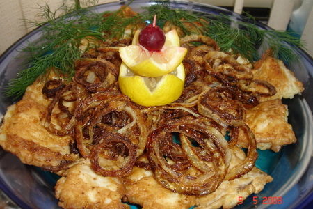 Фото к рецепту: Маслянная рыбка с" колечками"