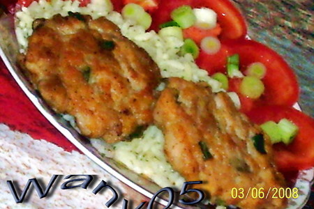 Оладушки из рубленного куриного филе с зеленым луком