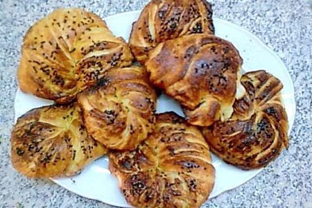Фото к рецепту: Ачма - турецкая слойка