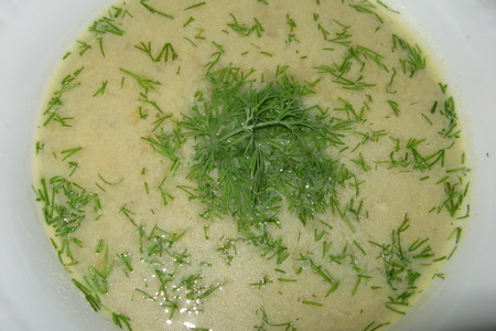 Фото к рецепту: Суп из баклажанов с сыром