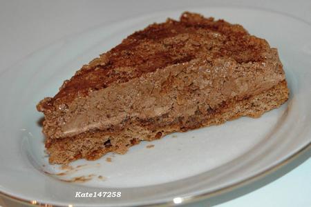 Шоколадно-сливочный торт с коньяком