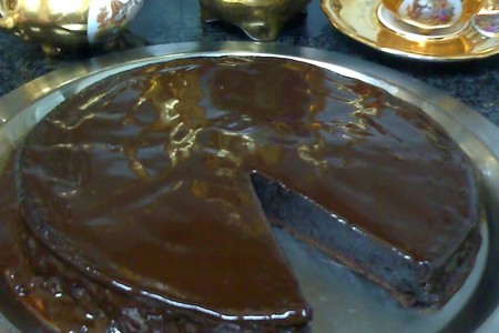 Фото к рецепту: Торт шоколадный 100%