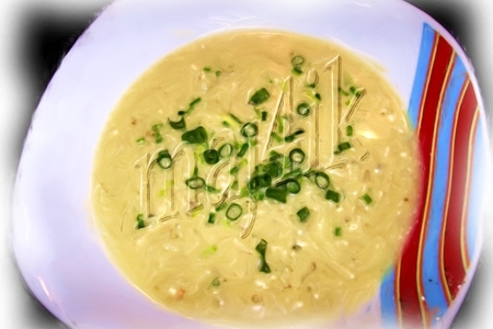 Фото к рецепту: Крем-суп из цуккини со сливочным сыром