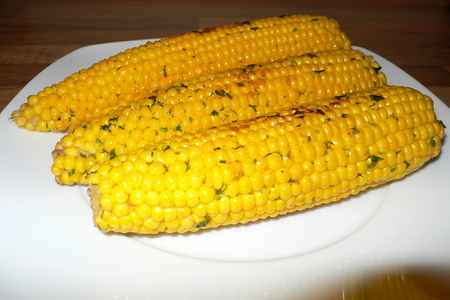Фото к рецепту: Кукуруза в гриле