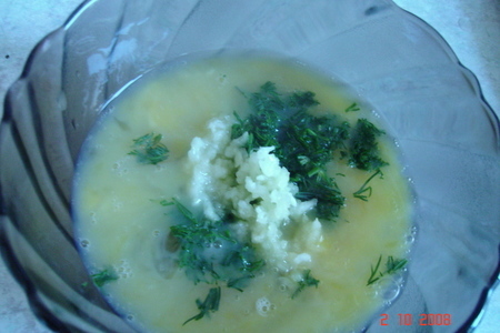 Фото к рецепту: Диетический суп с яичницей