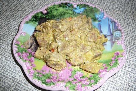 Фото к рецепту: Индейка в остром карри-соусе
