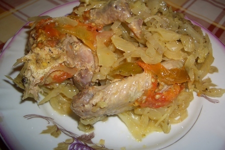 Фото к рецепту: Цыпленок со свежей капустой