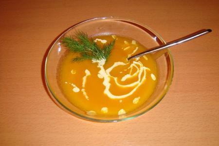 Фото к рецепту: Тыквенный суп