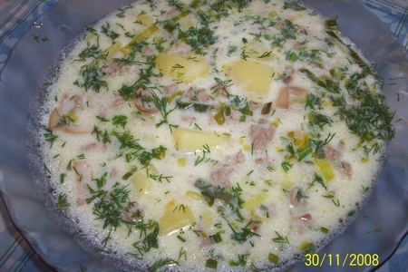 Фото к рецепту: Суп с плавленым сыром