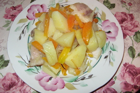 Фото к рецепту: Запеченая картошка с рыбой
