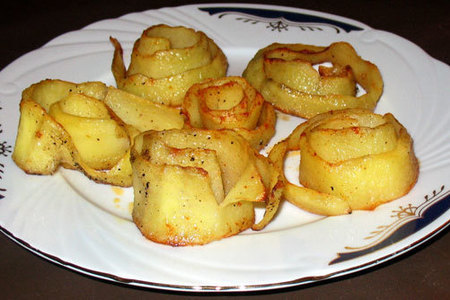 Фото к рецепту: Запеченые картофельные ленточки