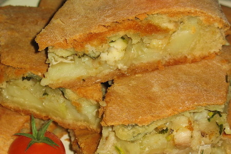 Фото к рецепту: Рыбный пирог с  пангасиусом и  картофелем
