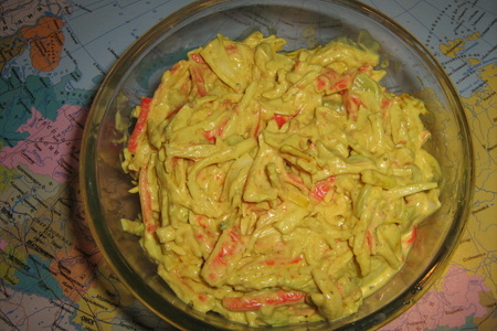 Фото к рецепту: Салат из крабовых палочек