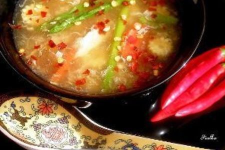 Китайский суп с акулы с овощами