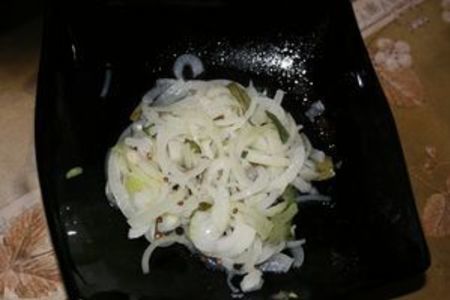 Салат из репчатого лука "сочный"