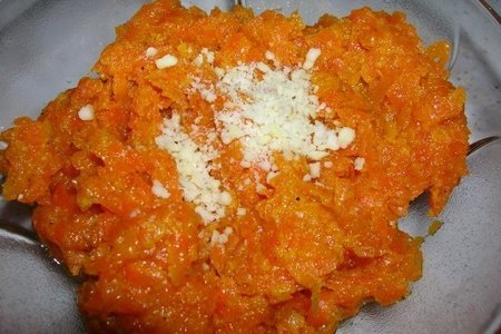 Фото к рецепту: Gadzsar halva-халва из моркови