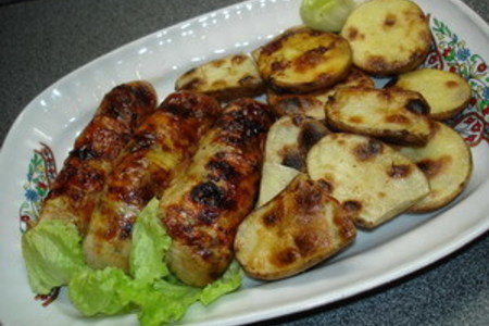 Фото к рецепту: Куриные колбаски  "пикник на кухне"
