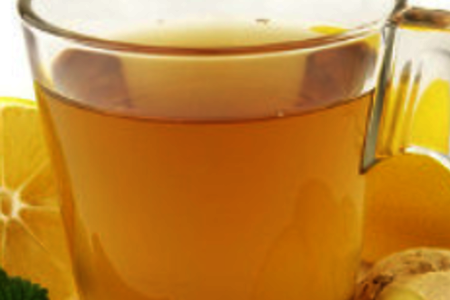 Фото к рецепту: Адрак чай (имбирный чай)