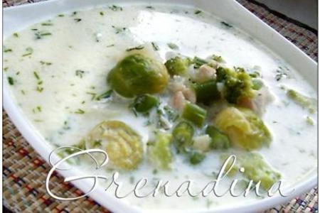 Фото к рецепту: Сырный суп с овощами