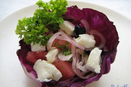 Фото к рецепту: Салат с арбузом