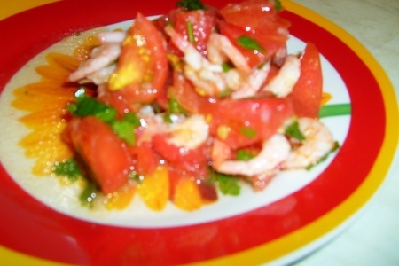 Фото к рецепту: Салат с креветками и помидорами