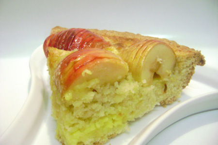 Фото к рецепту: Яблочный  пирог  заливной