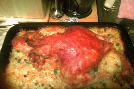 Фото к рецепту: Ленивая курица запеченная с рисом
