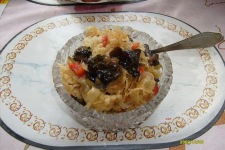 Салат из китайских древесных грибов.