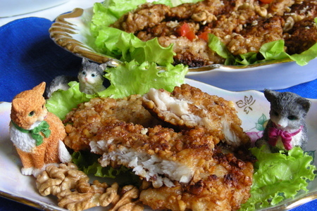 Фото к рецепту: Рыба в льезоне и ореховой крошке