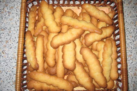 Фото к рецепту: Песочное печенье  "а-ля twixх"