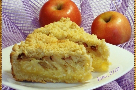 Фото к рецепту: Творожный пирог с яблоками и кешью