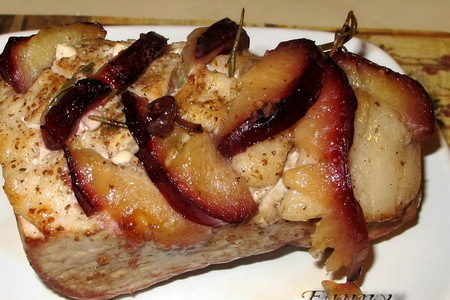 Фото к рецепту: Свинина со сливами