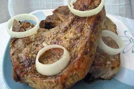 Фото к рецепту: Свинина на косточке