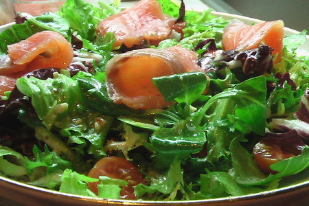 Фото к рецепту: Салат с балыком