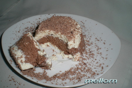 Фото к рецепту: Творожный десерт (ванильно-шоколадный)