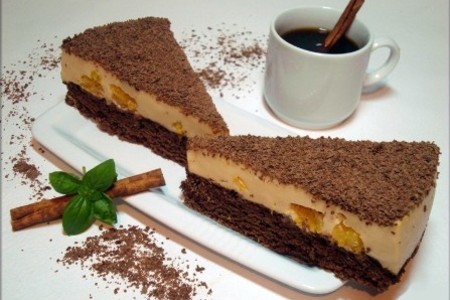 Шоколадный торт с крем-брюле и апельсиновыми вкраплениями  "на пике экстаза"