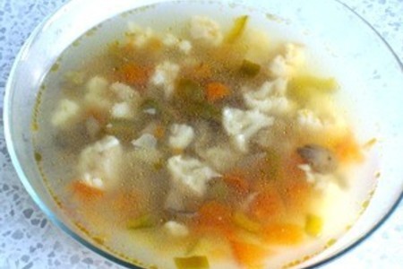 Фото к рецепту: Суп с булгуром и цветной капустой