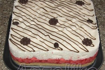 Фото к рецепту: Десерт-торт без выпечки "аленка"