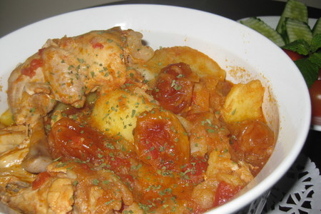 Фото к рецепту: Куриный соус с алычой