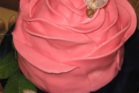 Фото к рецепту: Торт "роза"