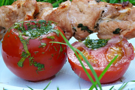 Фото к рецепту: Фаршированные маринованные помидоры (и к водочке, и к мясу, и просто так)))